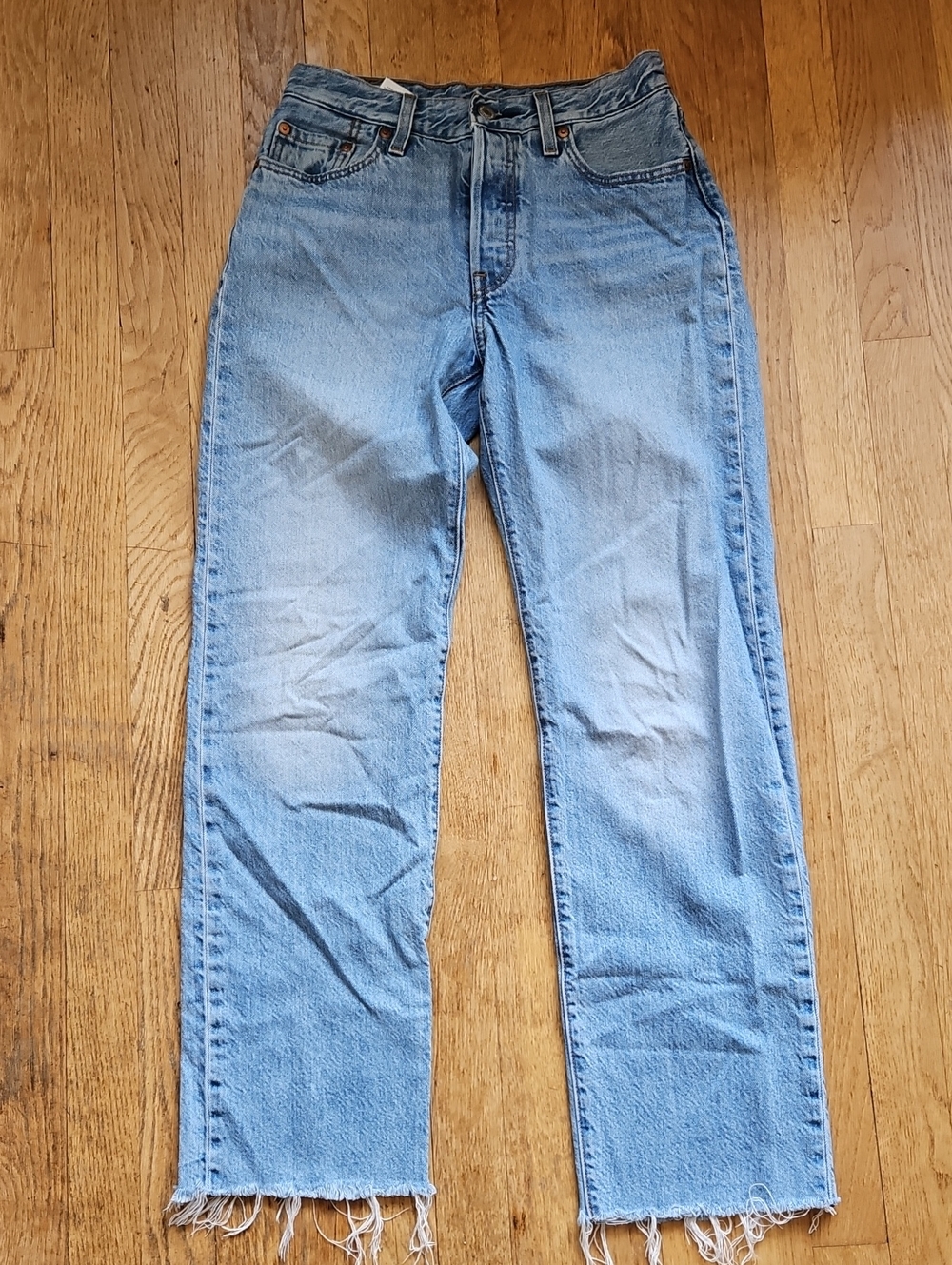 Levi's 501 Jeans 24